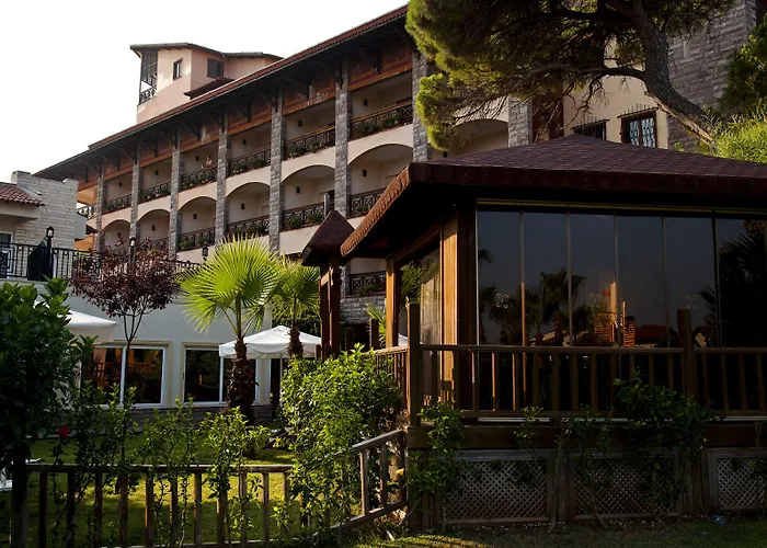 Papillon Belvil Village אתר נופש