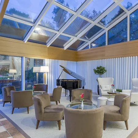 بابيلون بيلفيل هوليداي فيليج منتجع 5*