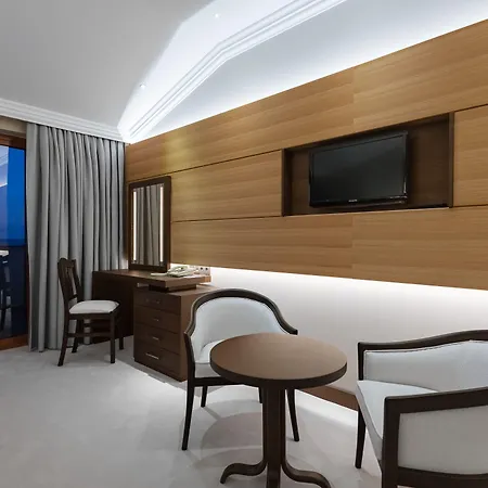 Papillon Belvil Village Resort